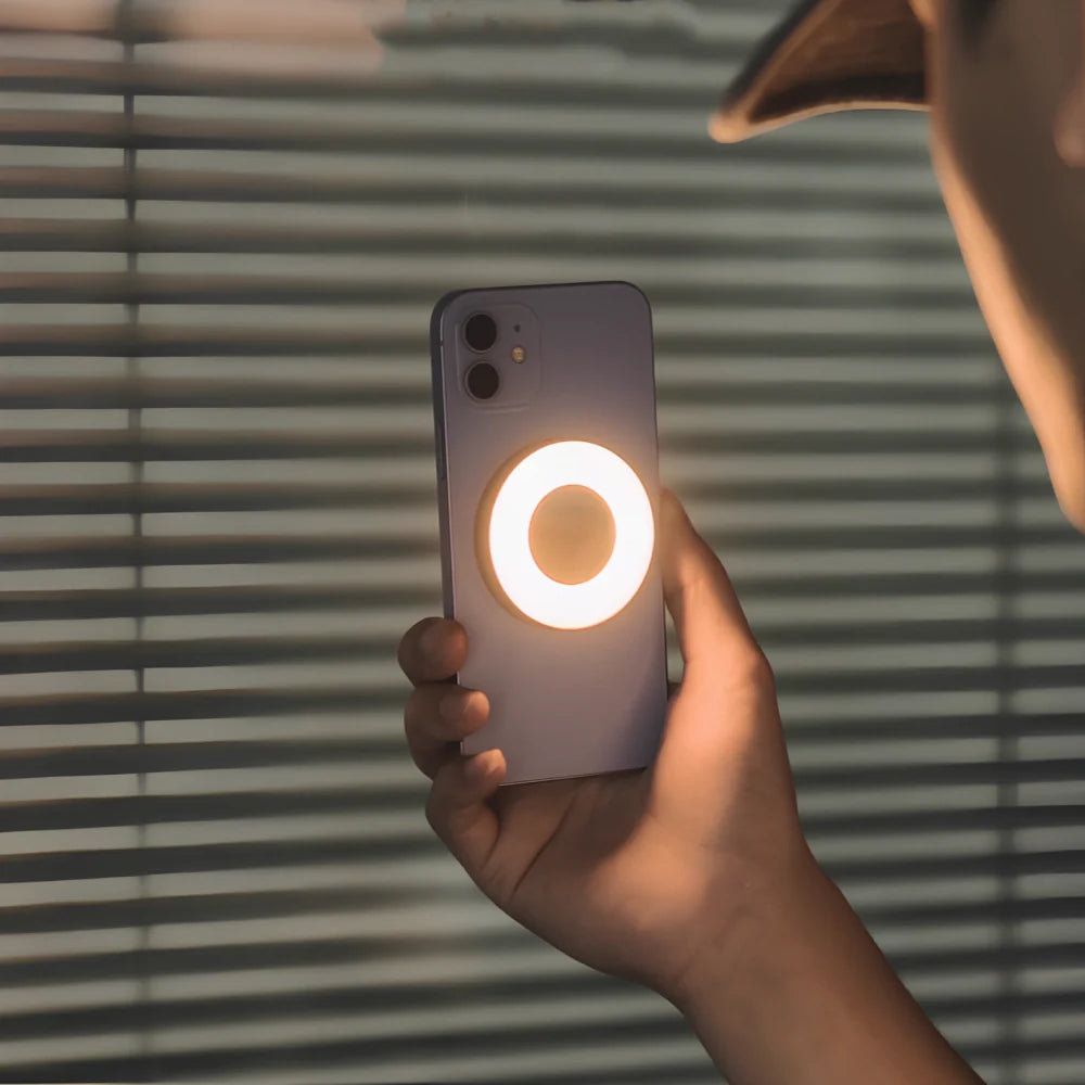 InstaGlow™ Magnetic Fill Light