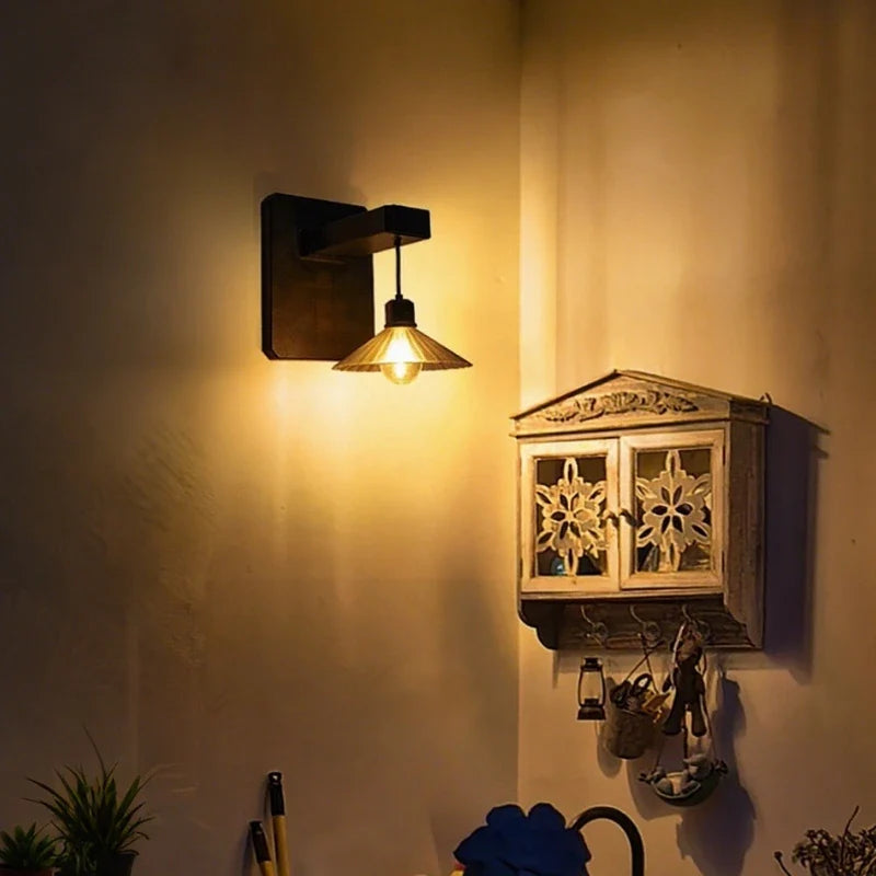 SoloraPleat™ Wall Light