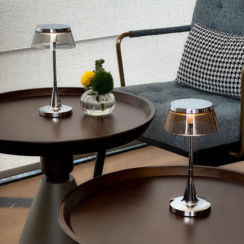 Lustra™ Table Lamp