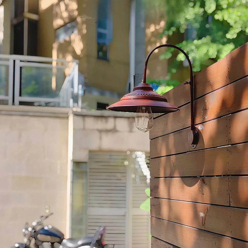 SolaHeritage™ Wall Light