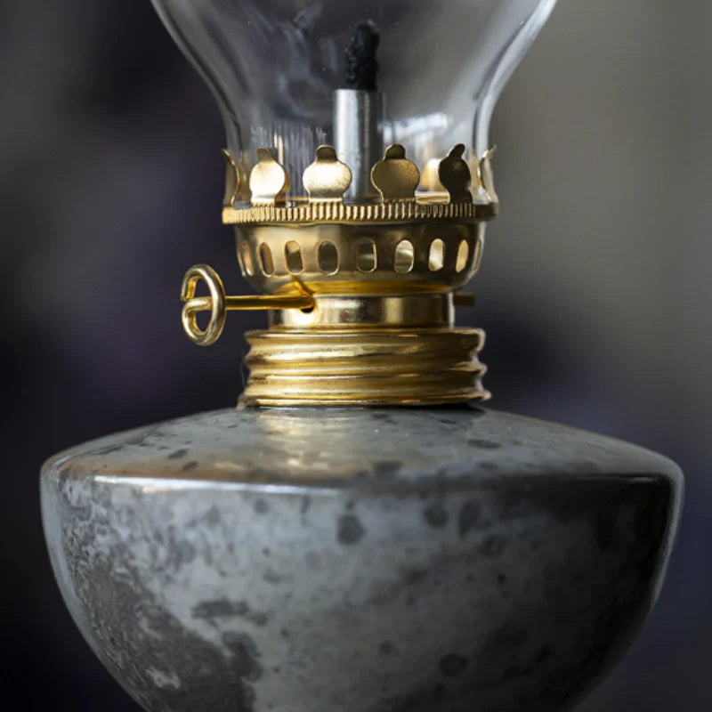 Stillflame™ Oil Lantern