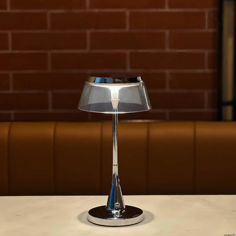 Lustra™ Table Lamp