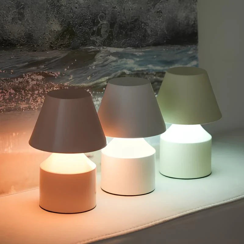 Oblo™ Table Lamp