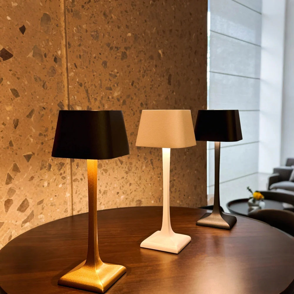 Eleganza™ Table Lamp
