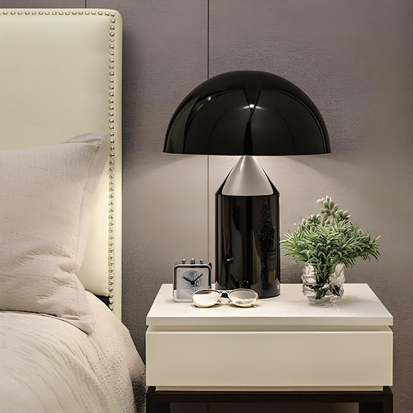 Aurelia™ Table Lamp